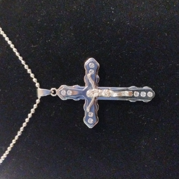 24” Stainless Steel Necklace with 2" Large Cross - Picture 4 of 17